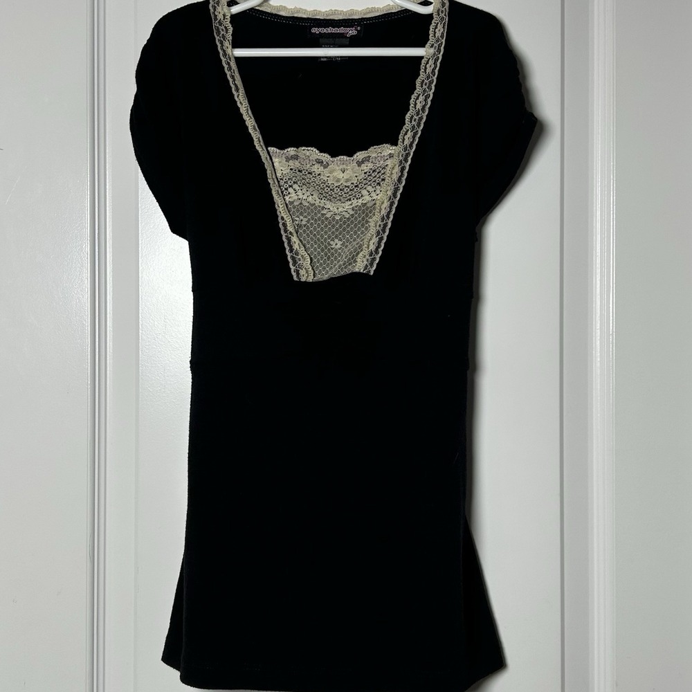 Eyeshadow Girls' Vintage Y2K 2000s Black Cream Lace Trim Babydoll Top